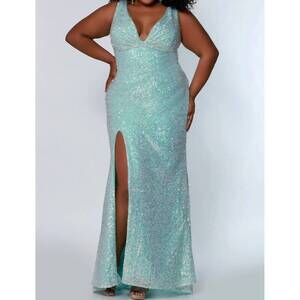 NEW SYDNEY'S CLOSET reid gown in aqua